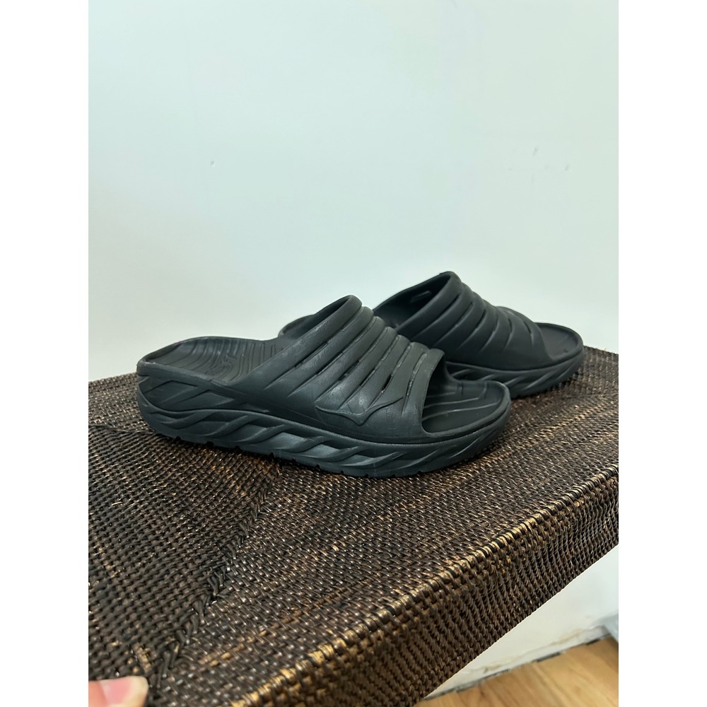 HOKA Ora Recovery Slide Sandals Mens 9 W10 Black Gorpcore Athleisure